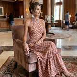 Joana - Vestido Midi com Estampa Geométrica e Alças Cruzadas