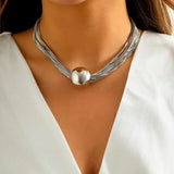 Colar de ouro elegante