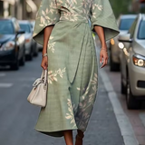 Filomena - Vestido Floral Elegante