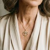 Colar Árvore da Vida com Zircão em Ouro