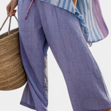 Carlotta – top elegante lavanda e azul céu e calças largas